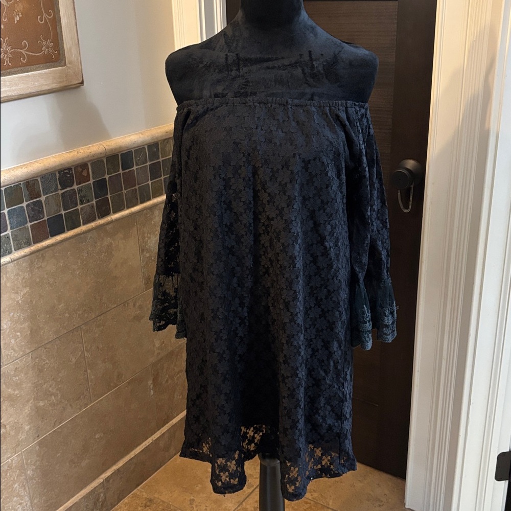 Ladies lace dress